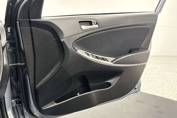 2018 Hyundai Accent Sport RB6