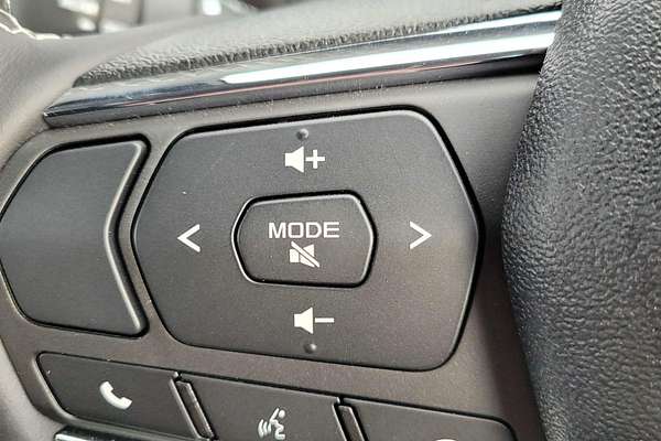 2023 Isuzu MU-X LS-T