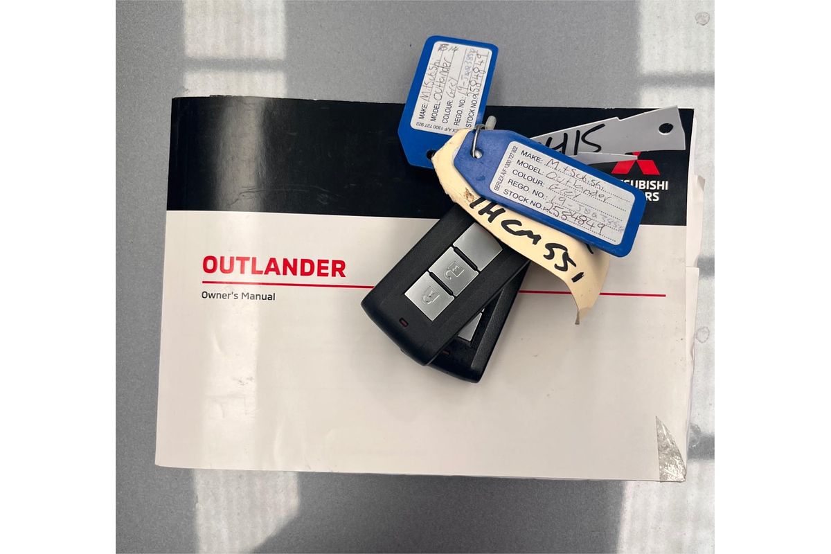 2020 Mitsubishi Outlander LS ZL