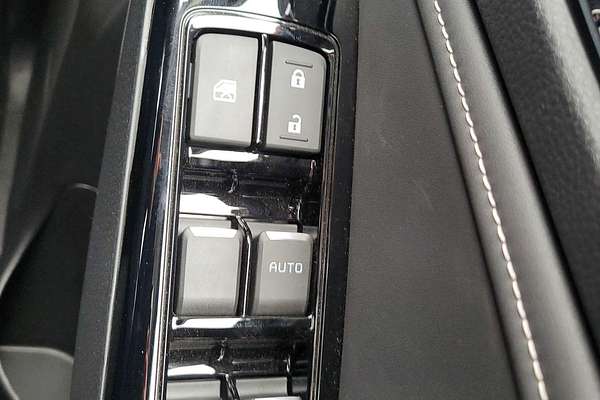 2023 Isuzu MU-X LS-T