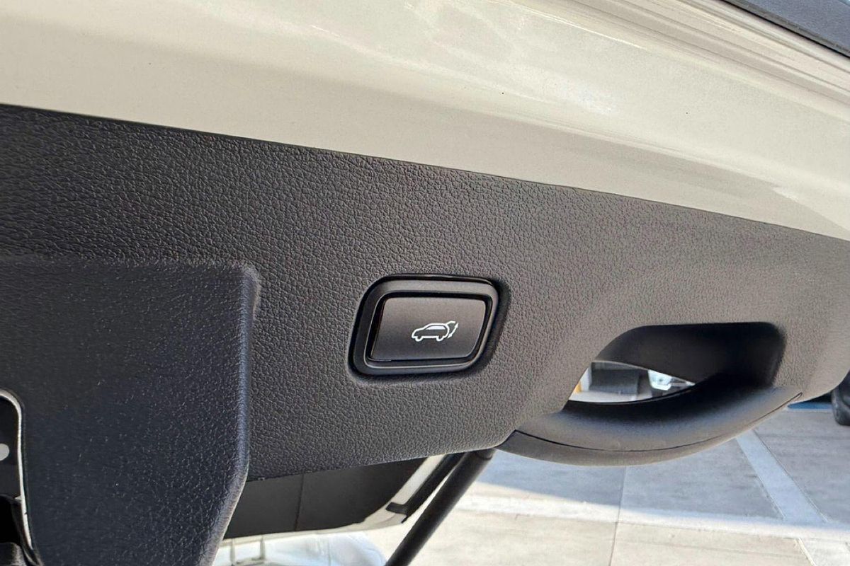 2022 Kia Sportage SX+ NQ5