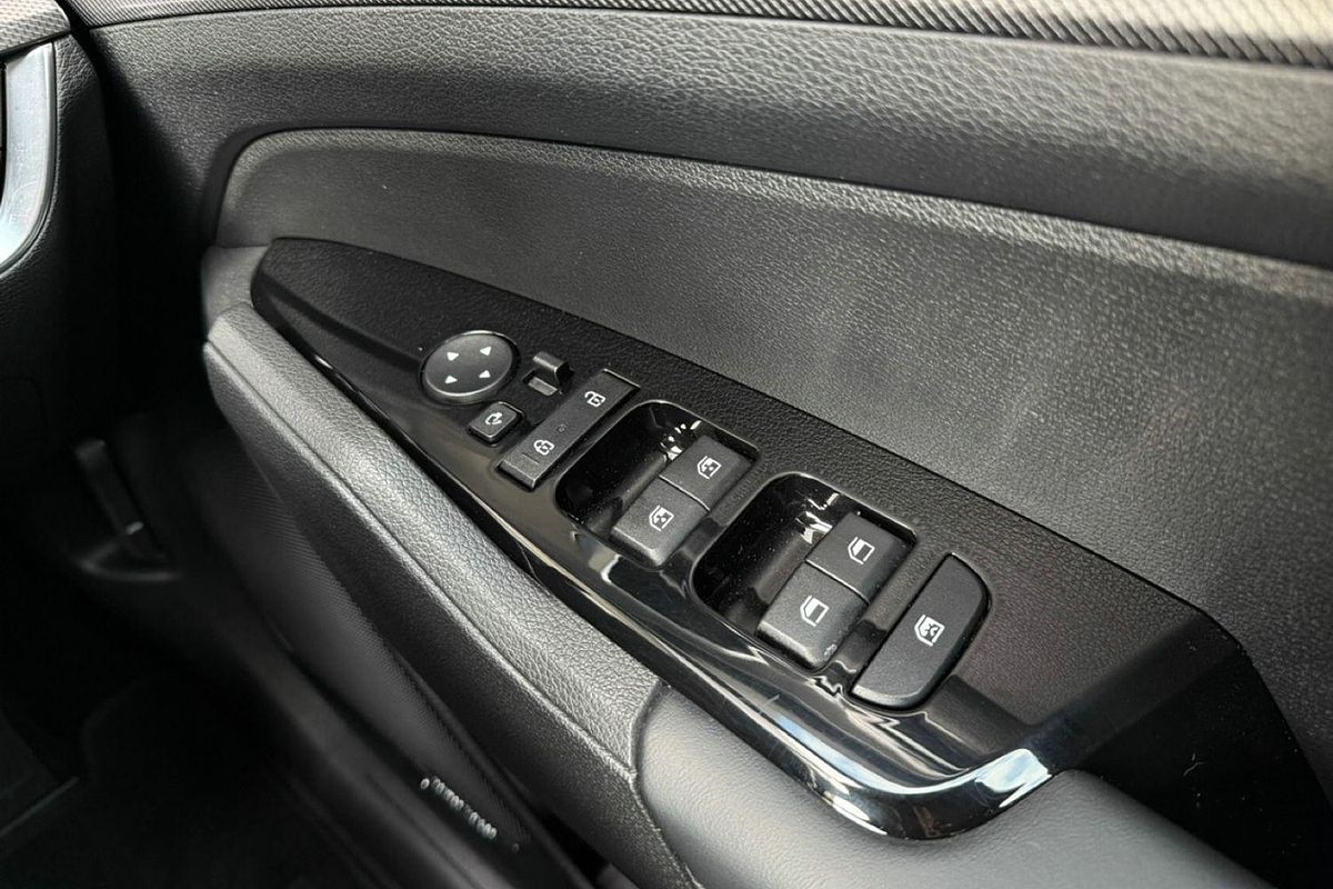 2022 Kia Sportage SX+ NQ5