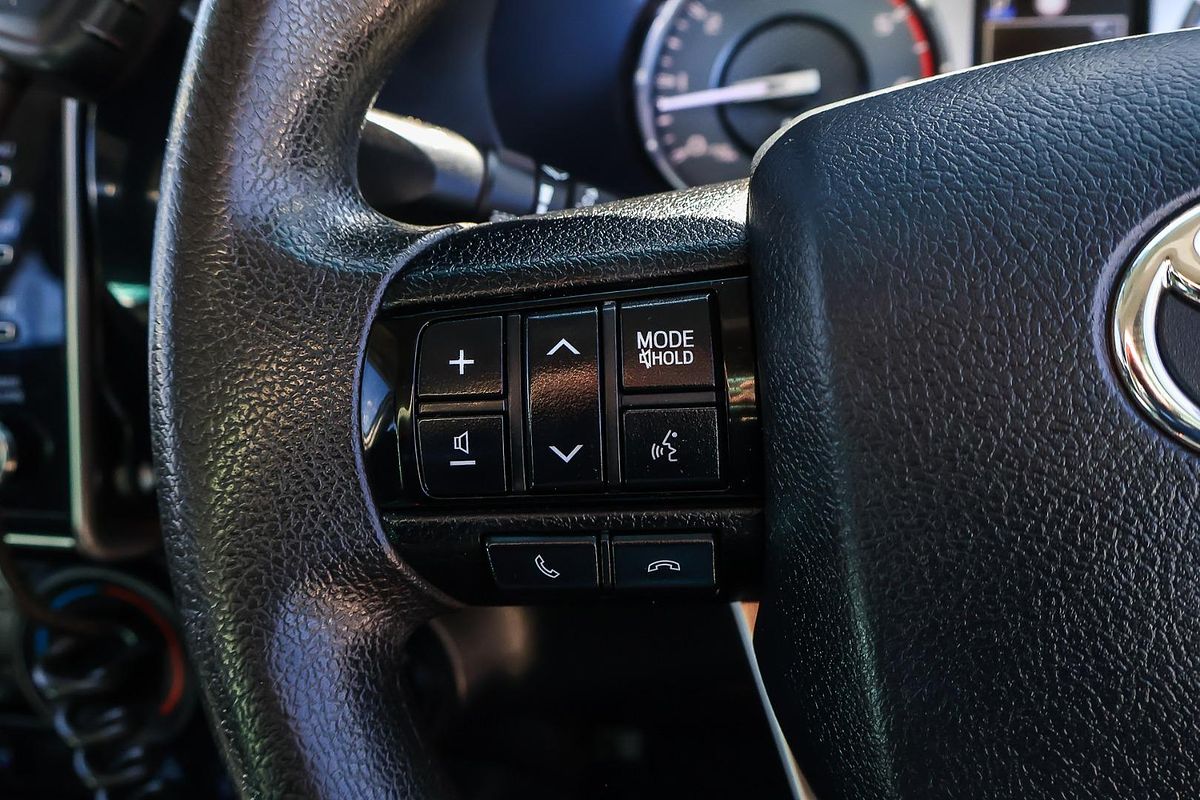 2021 Toyota Hilux SR GUN126R 4X4