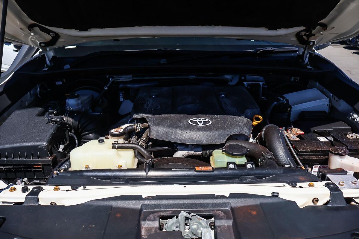 2021 Toyota Hilux SR GUN126R 4X4