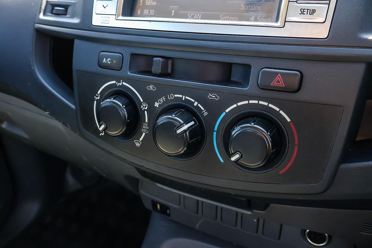 2013 Toyota Hilux Workmate TGN16R Rear Wheel Drive