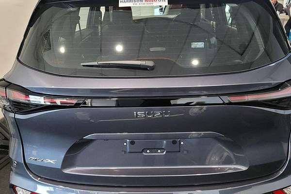 2025 Isuzu MU-X LS-M