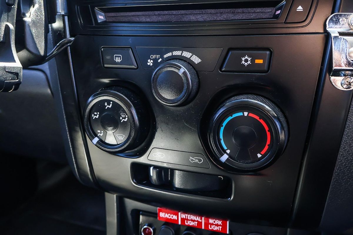 2018 Isuzu D-MAX SX 4X4