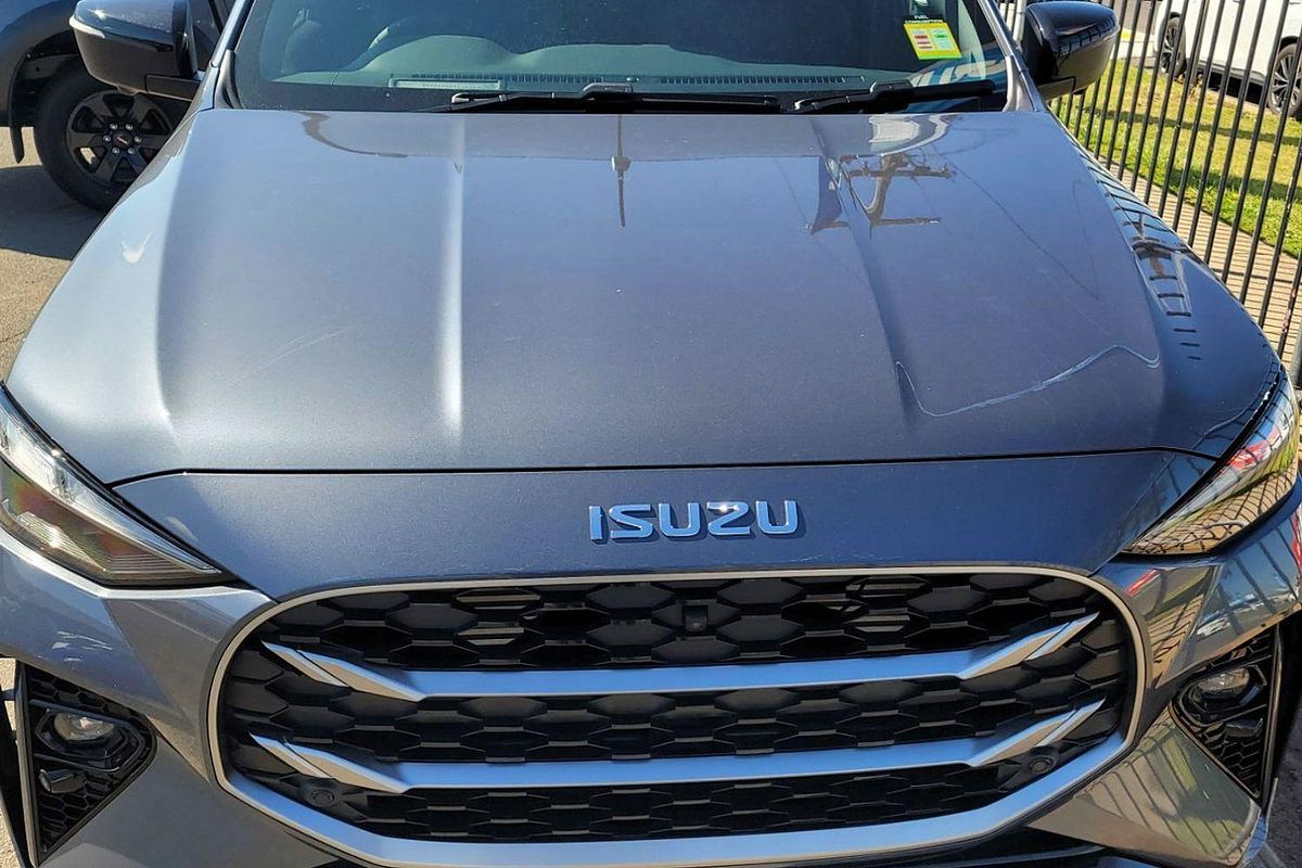 2025 Isuzu MU-X LS-T