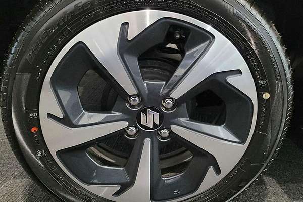 2025 Suzuki Swift Hybrid GLX UZ