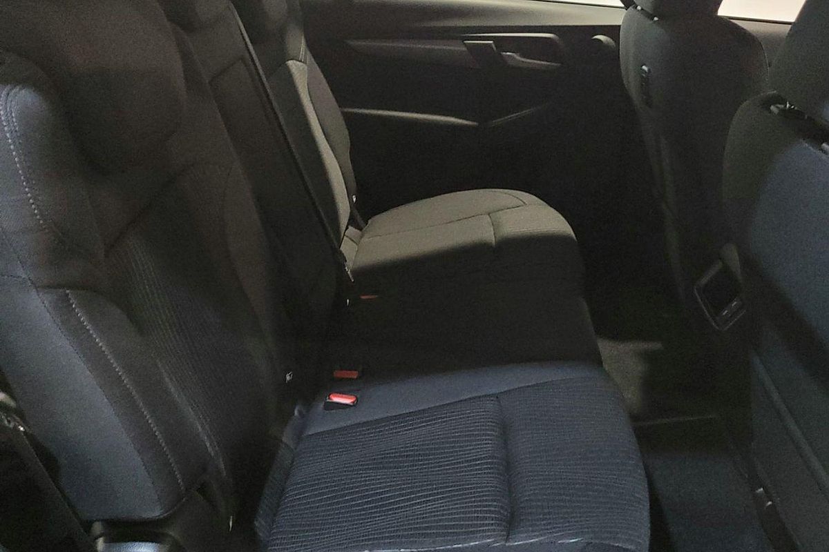 2025 Isuzu MU-X LS-M