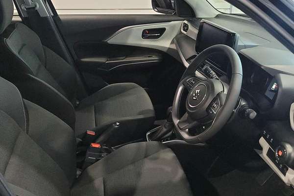 2025 Suzuki Swift Hybrid GLX UZ