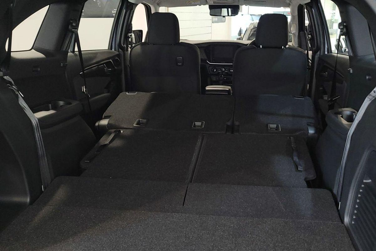 2025 Isuzu MU-X LS-M