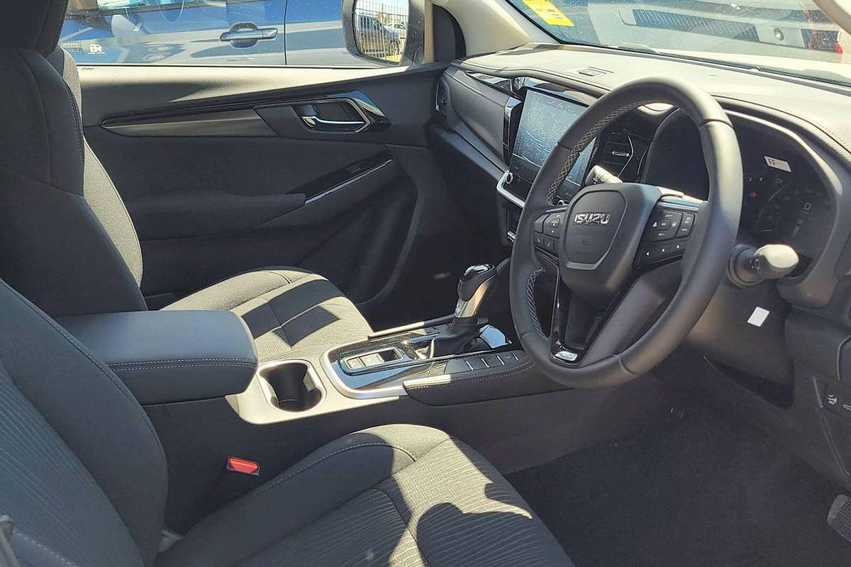 2025 Isuzu MU-X LS-U