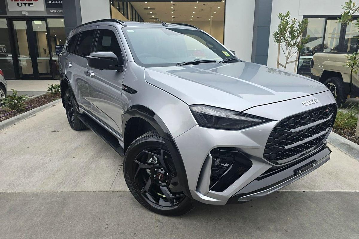 2025 Isuzu MU-X X-TERRAIN