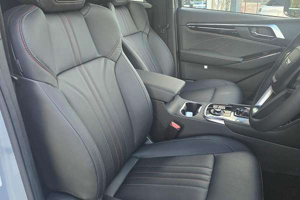 2025 Isuzu MU-X X-TERRAIN