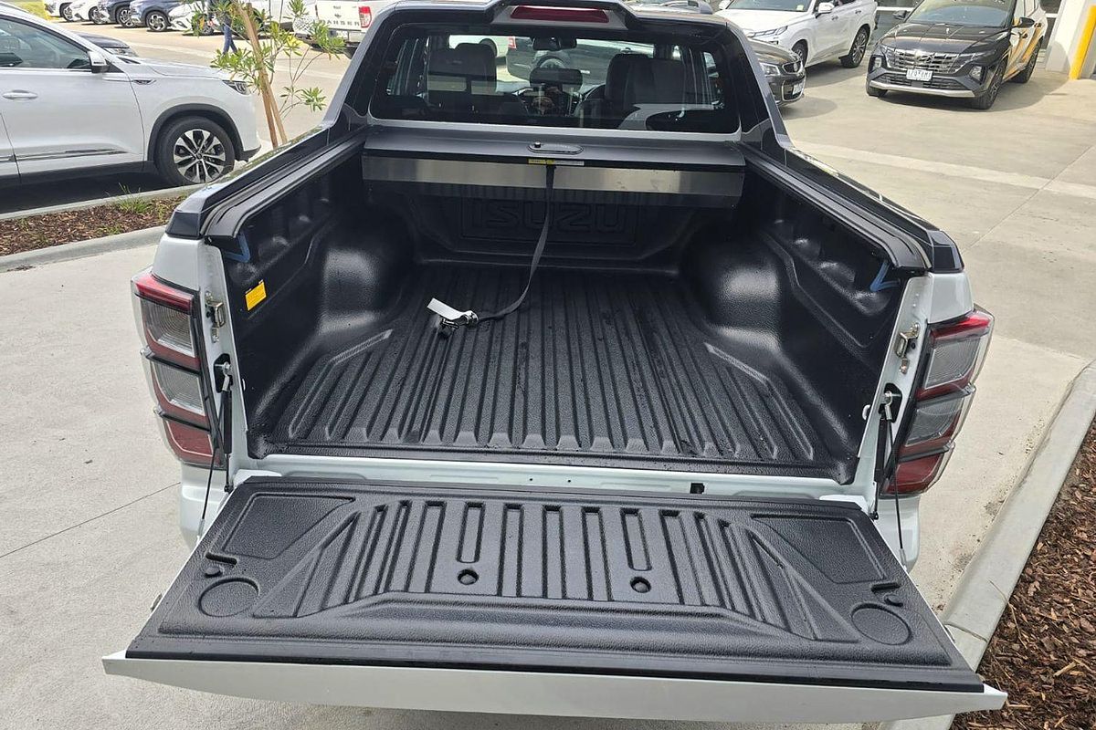 2024 Isuzu D-MAX X-TERRAIN 4X4