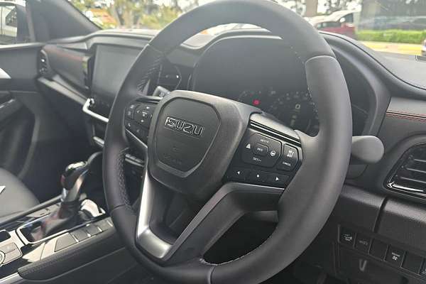 2025 Isuzu MU-X X-TERRAIN