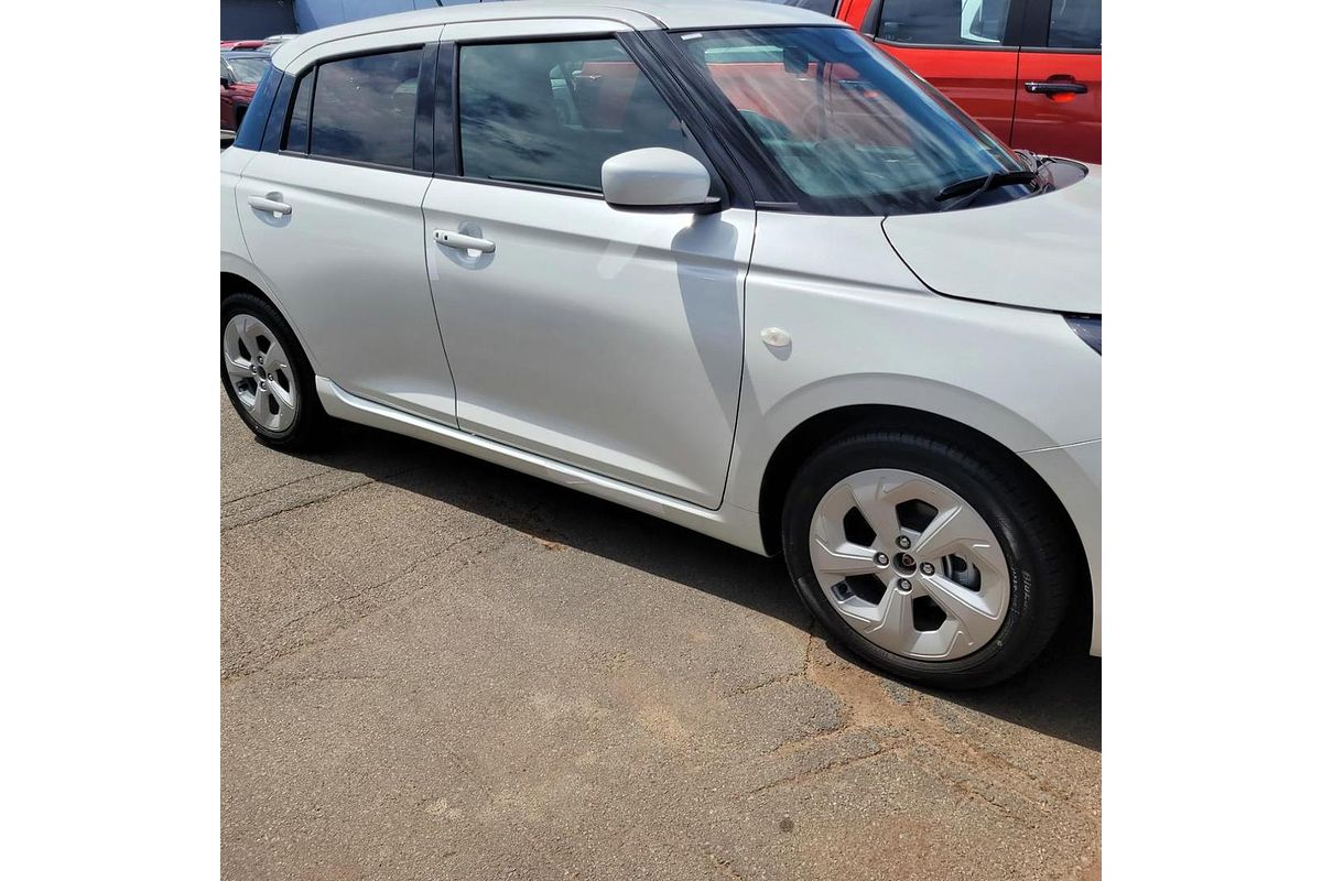 2024 Suzuki Swift Hybrid Plus UZ