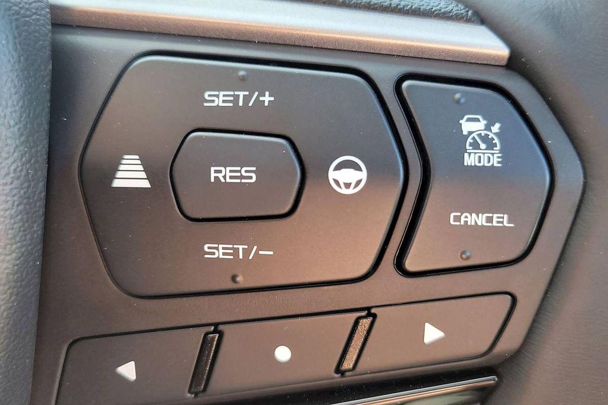 2025 Isuzu MU-X LS-U