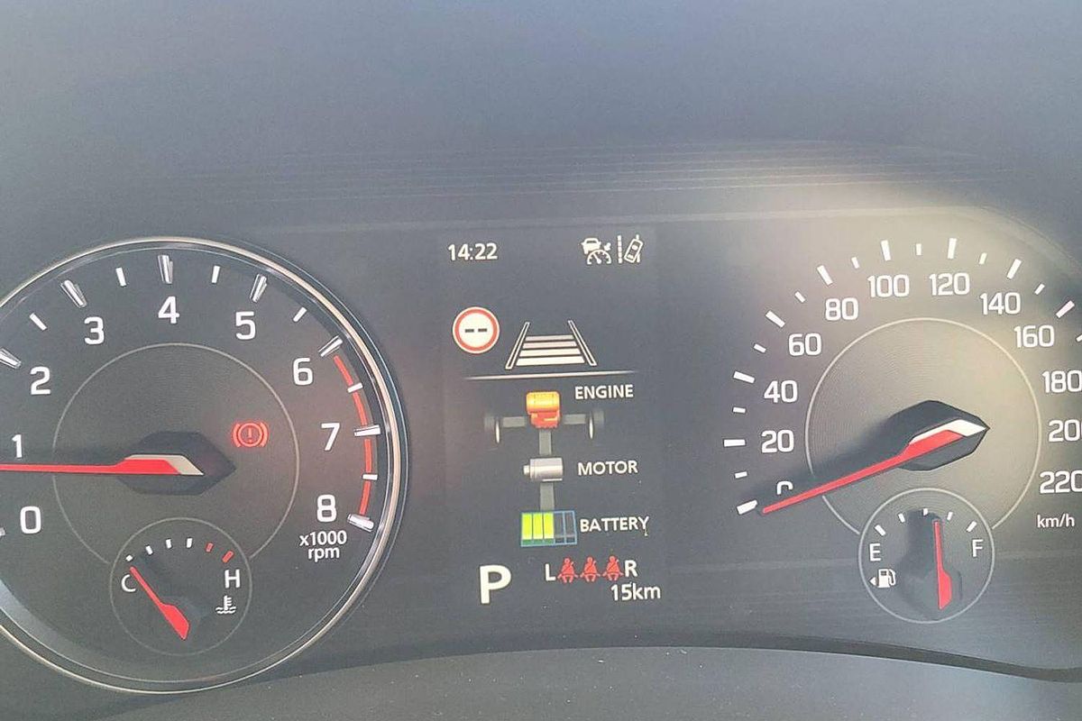 2024 Suzuki Swift Hybrid Plus UZ