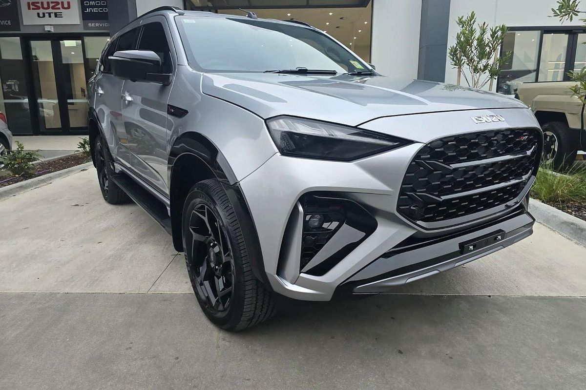 2025 Isuzu MU-X X-TERRAIN