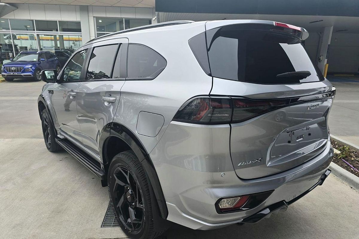 2025 Isuzu MU-X X-TERRAIN