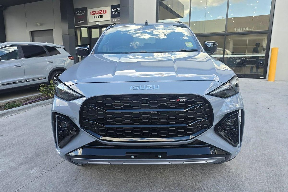 2025 Isuzu MU-X X-TERRAIN