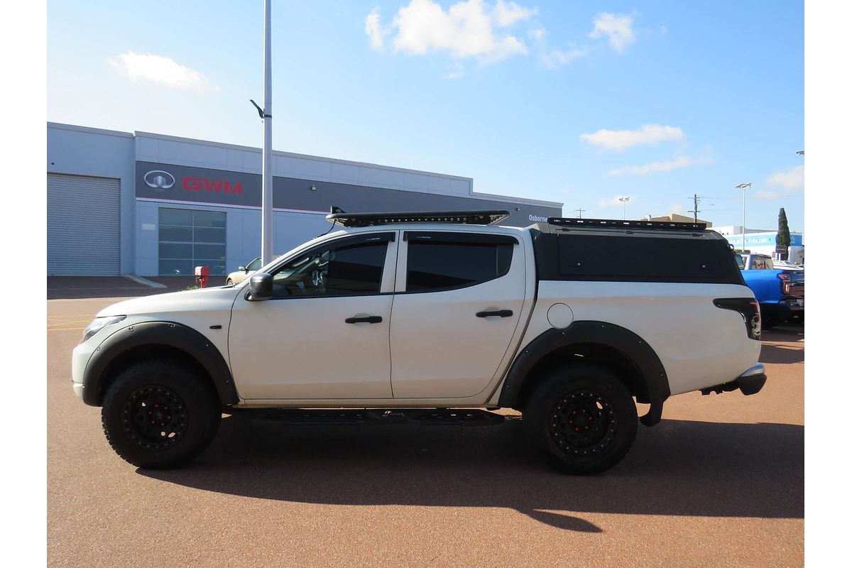 2017 Mitsubishi Triton GLX MQ 4X4