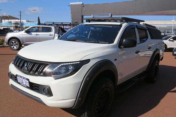 2017 Mitsubishi Triton GLX MQ 4X4