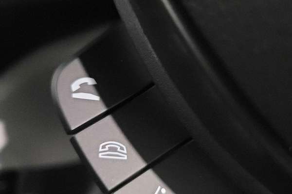 2025 Suzuki Swift Hybrid GLX UZ