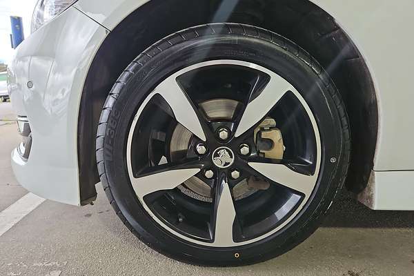 2016 Holden Commodore SV6 Black VF Series II