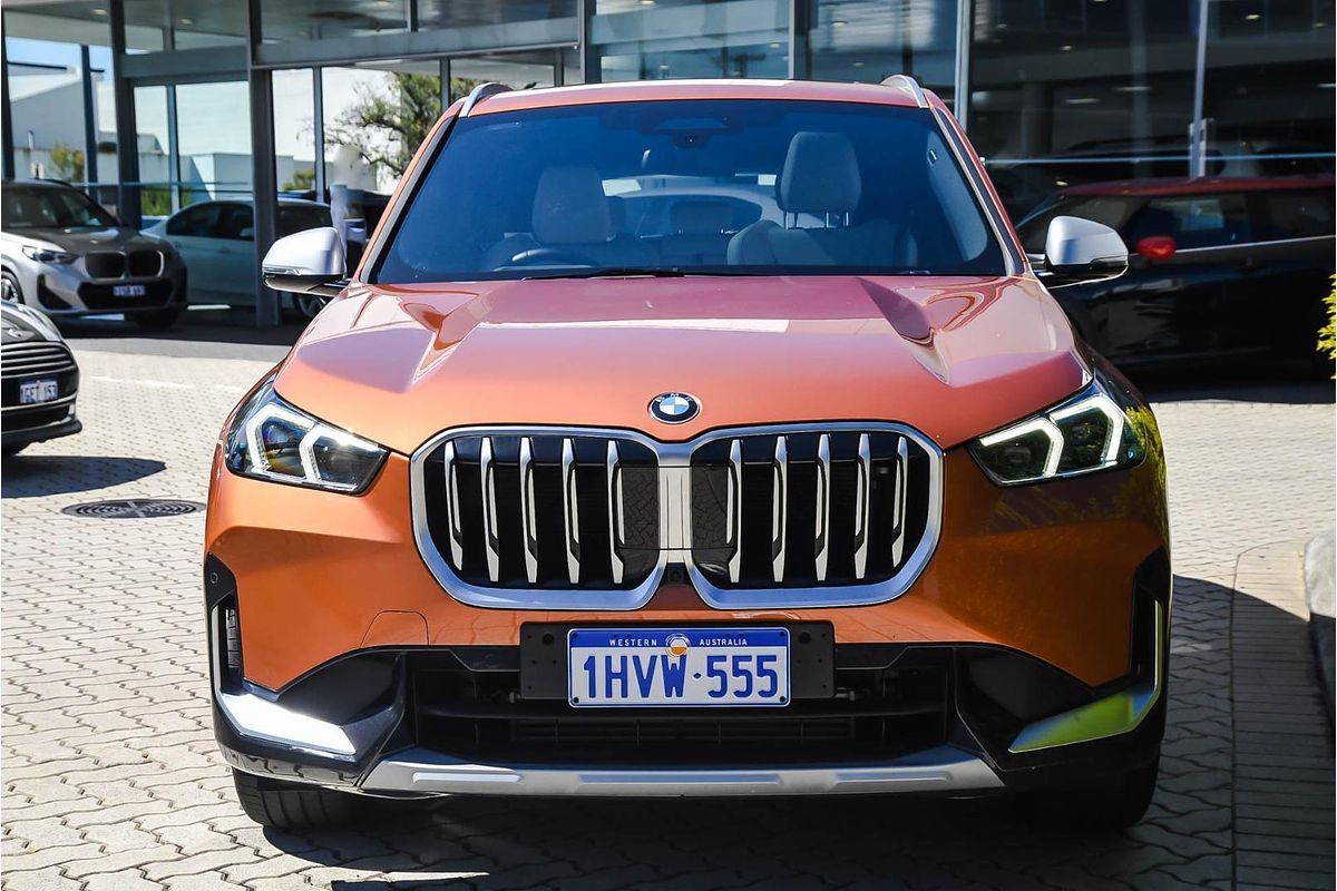2023 BMW X1 sDrive18i U11