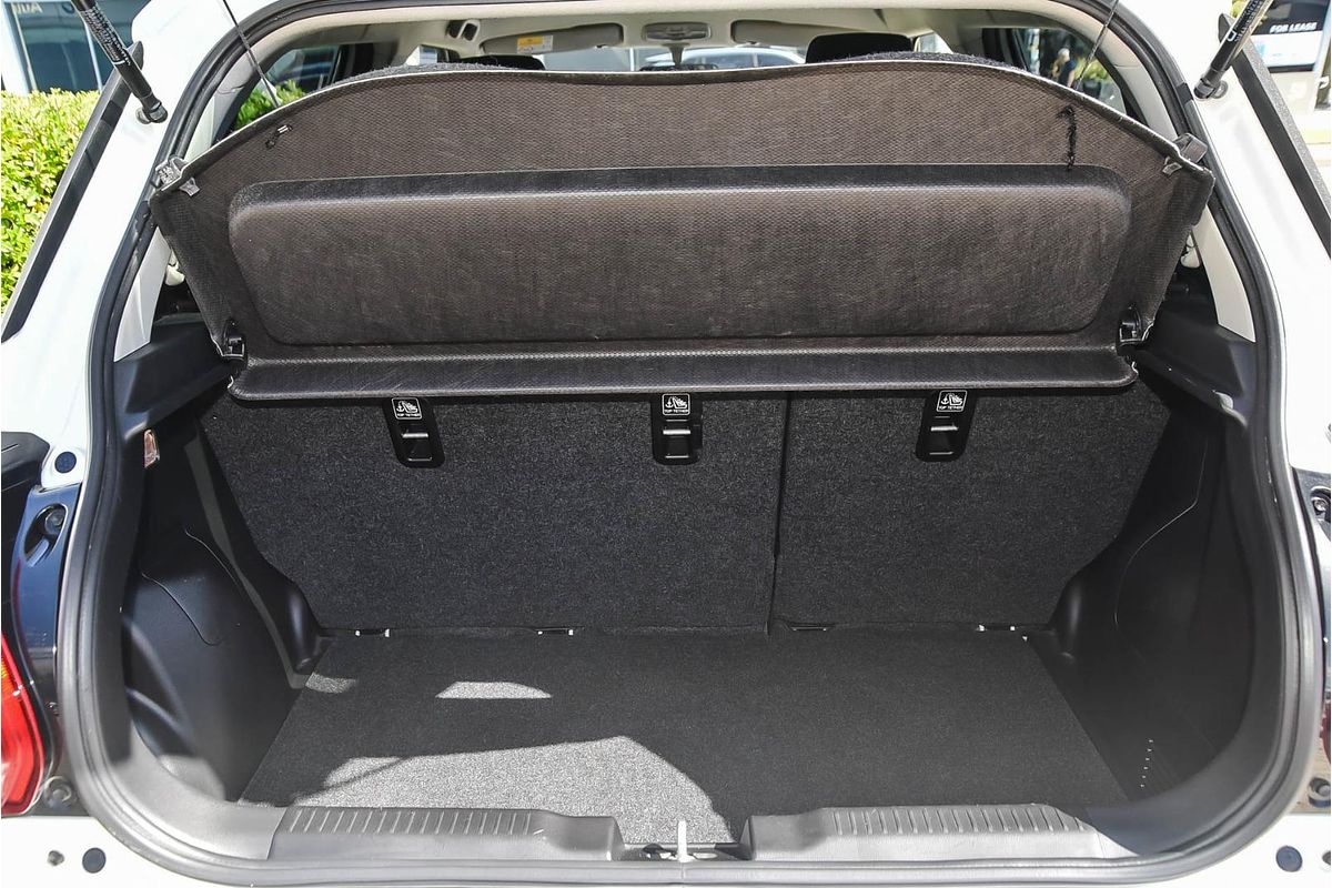 2018 Suzuki Swift GL Navigator AZ