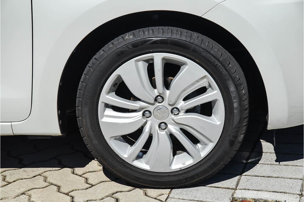 2018 Suzuki Swift GL Navigator AZ