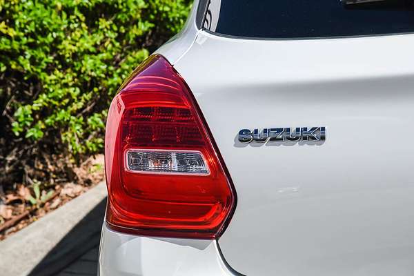 2018 Suzuki Swift GL Navigator AZ