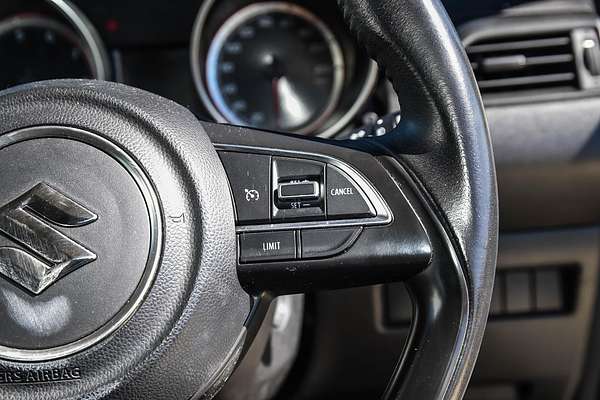 2018 Suzuki Swift GL Navigator AZ