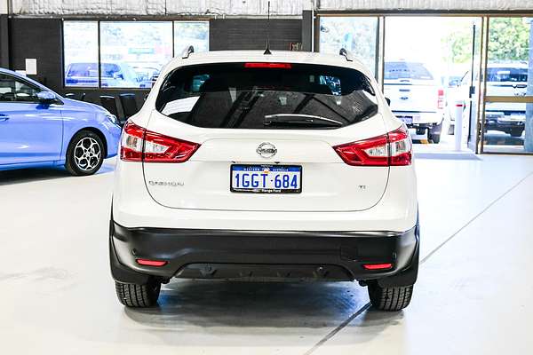2017 Nissan QASHQAI Ti J11