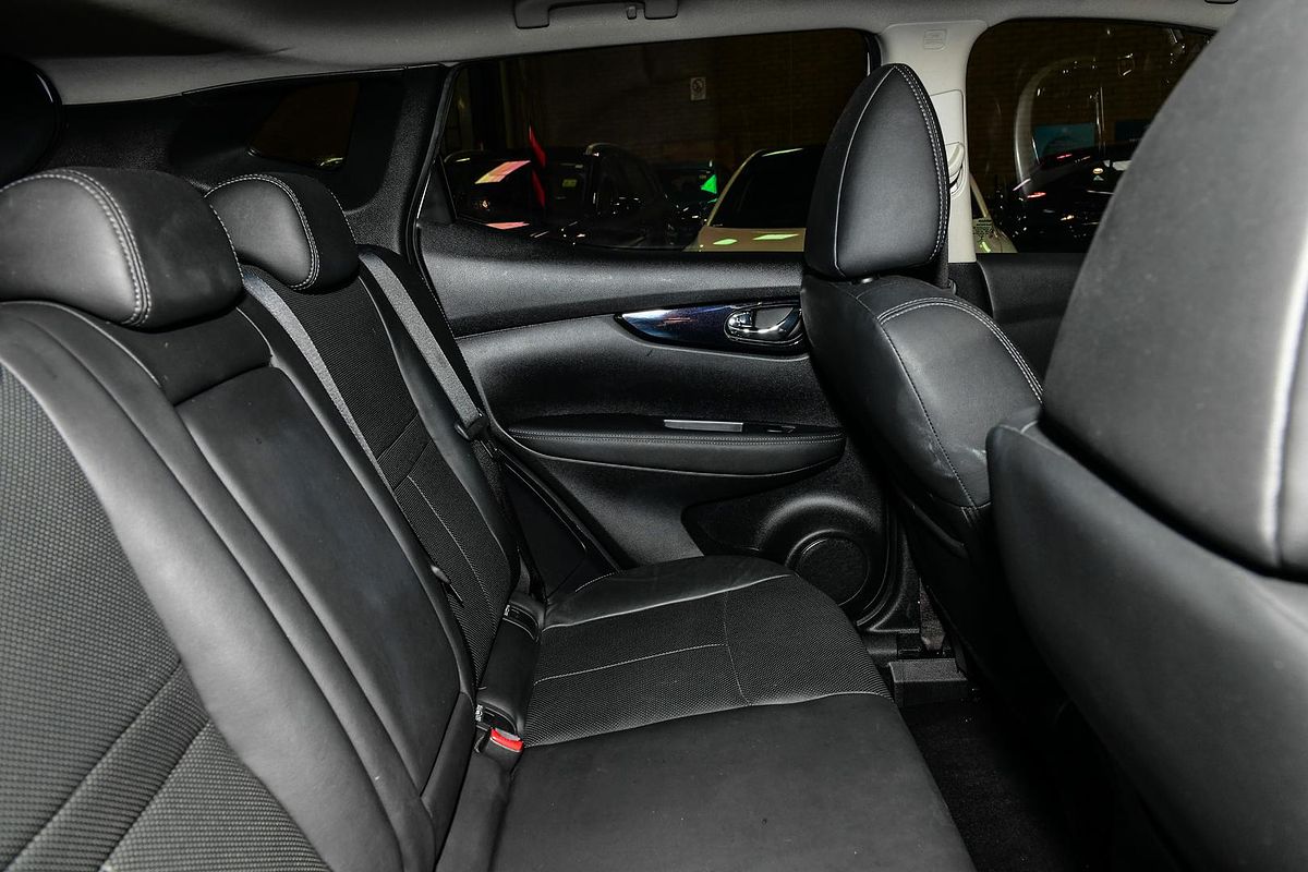 2017 Nissan QASHQAI Ti J11