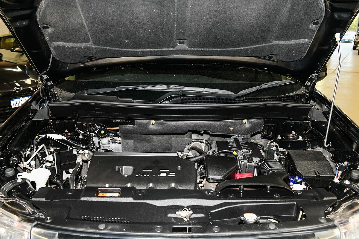 2015 Mitsubishi Outlander ES ZJ