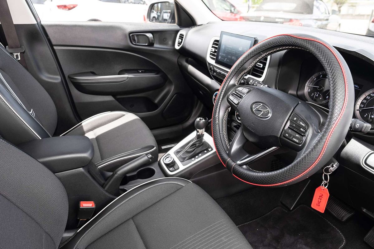 2022 Hyundai Venue Active QX.V4