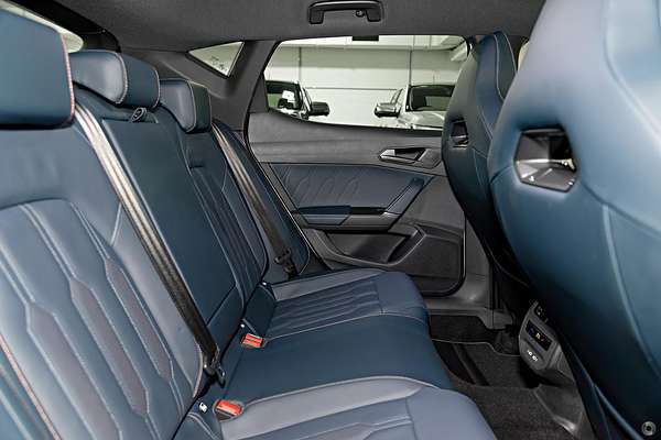 2024 CUPRA Leon VZx KL