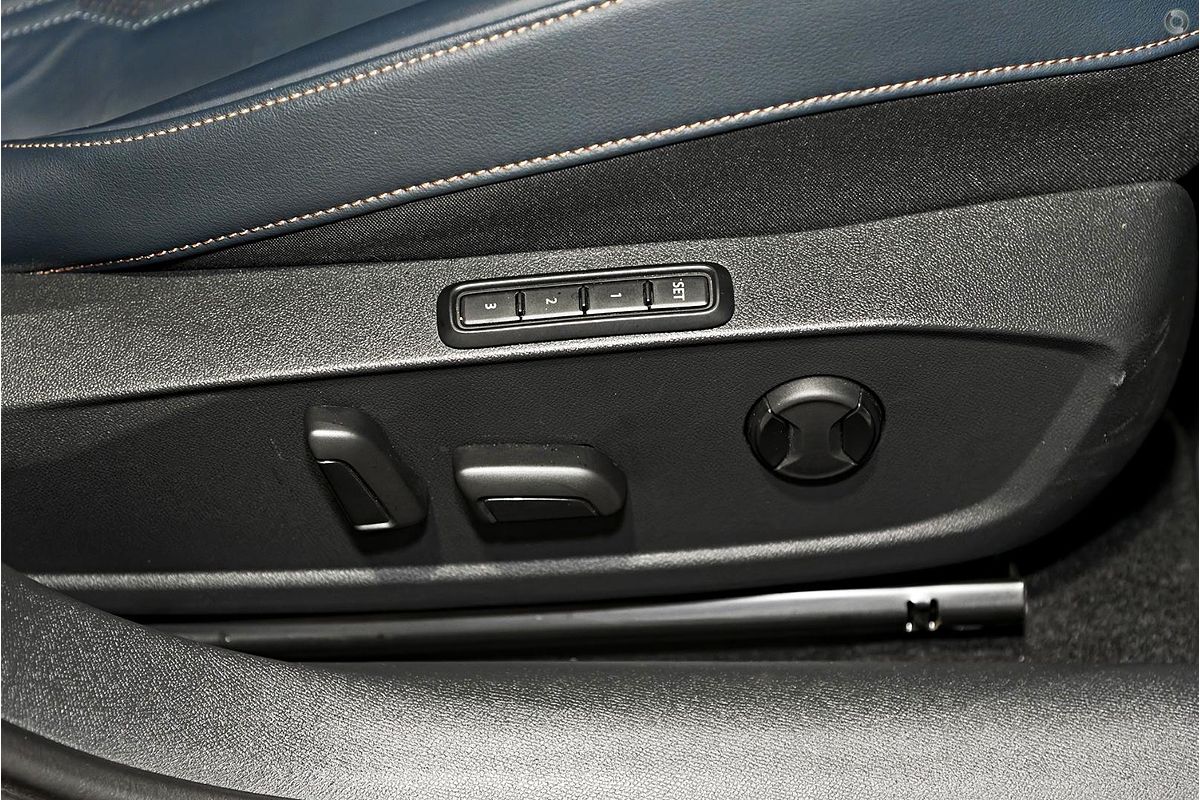 2024 CUPRA Leon VZx KL