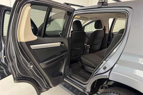 2018 Isuzu MU-X LS-M (4x2) UC MY18