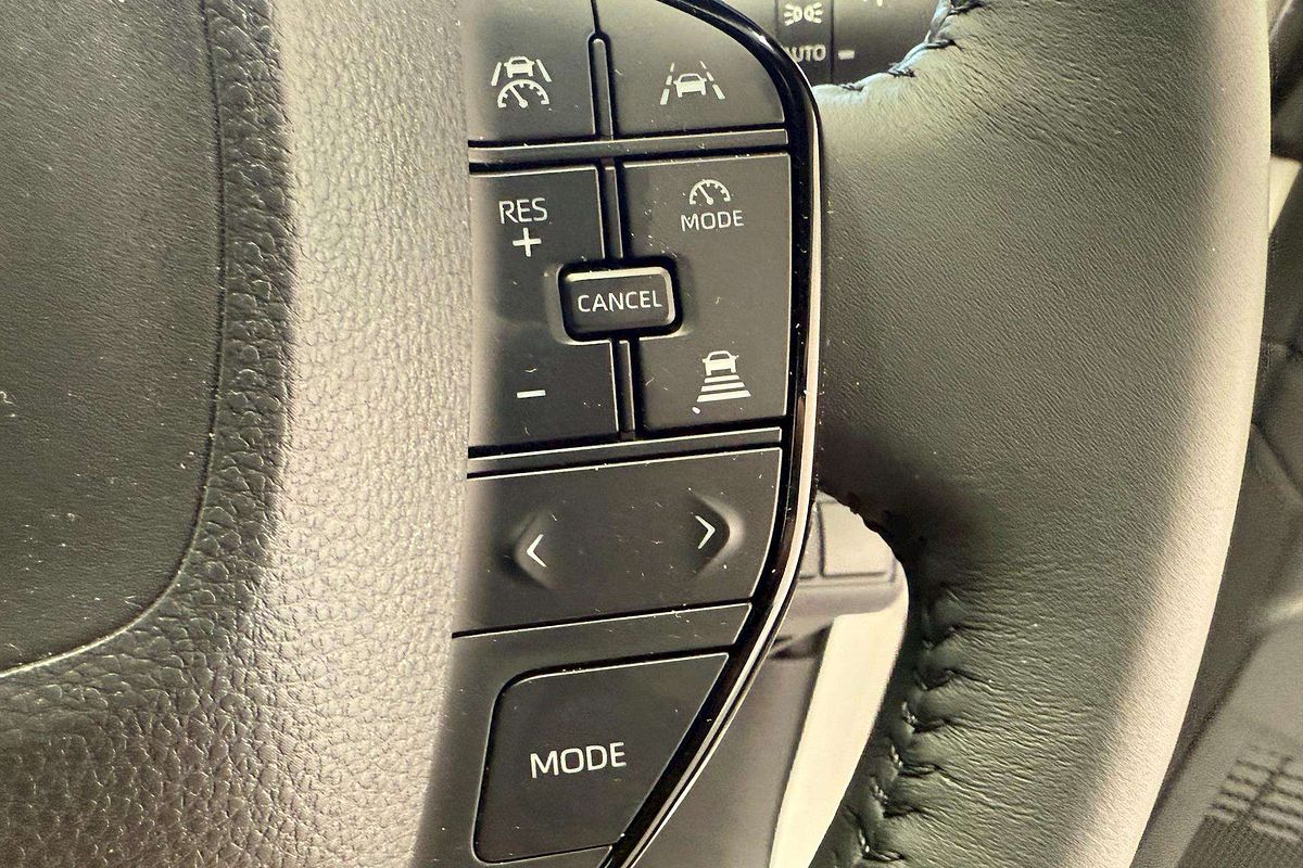 2024 Toyota bZ4X XEAM10R