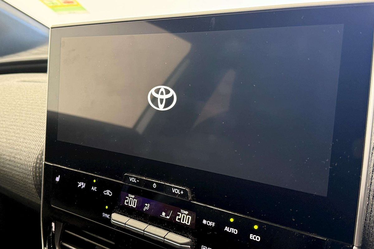 2024 Toyota bZ4X XEAM10R