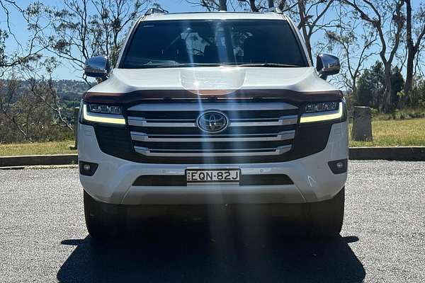 2021 Toyota Landcruiser Sahara FJA300R