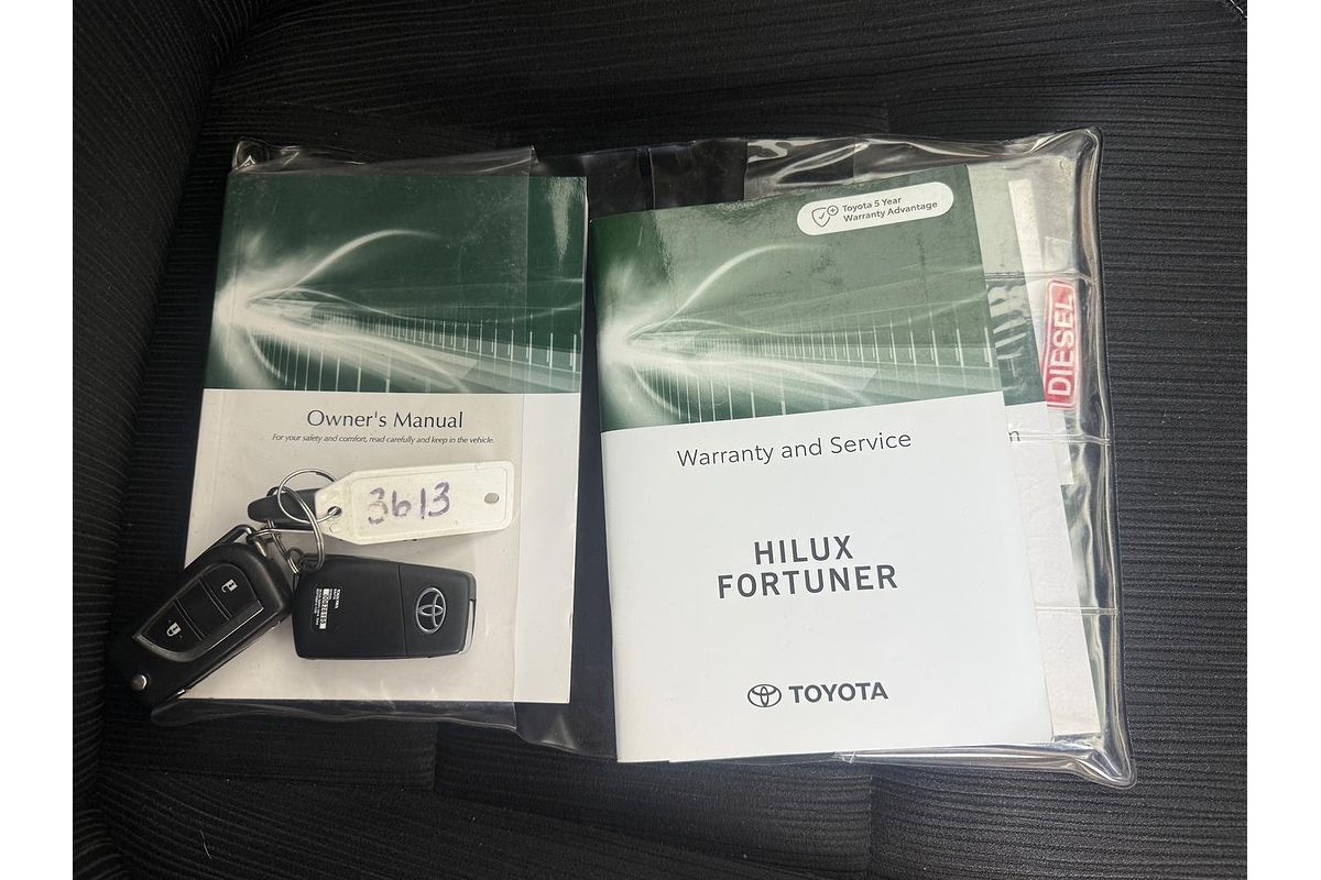 2022 Toyota Hilux SR GUN126R 4X4