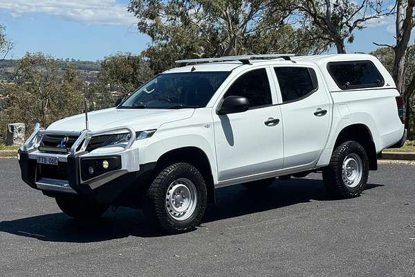 2019 Mitsubishi Triton GLX MR 4X4