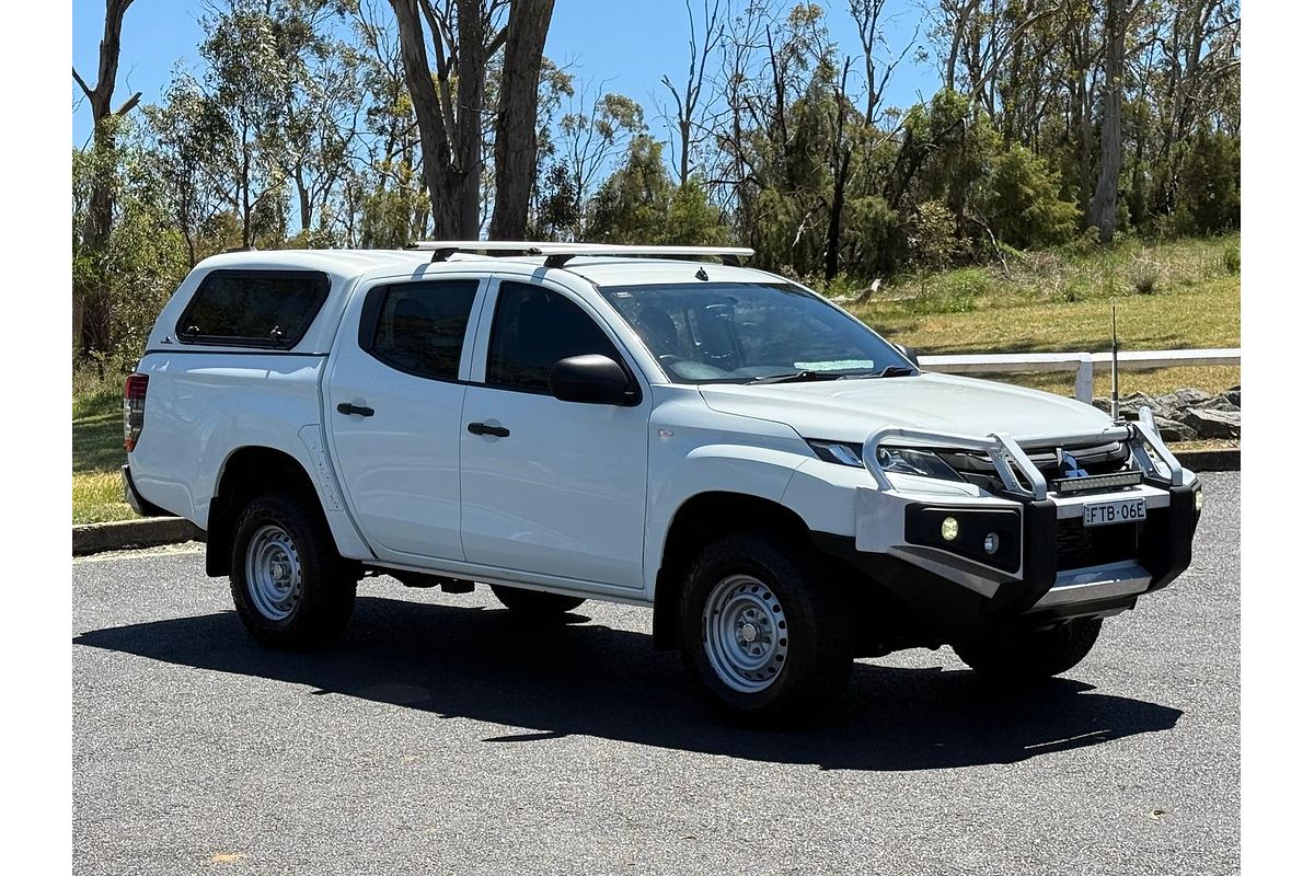 2019 Mitsubishi Triton GLX MR 4X4