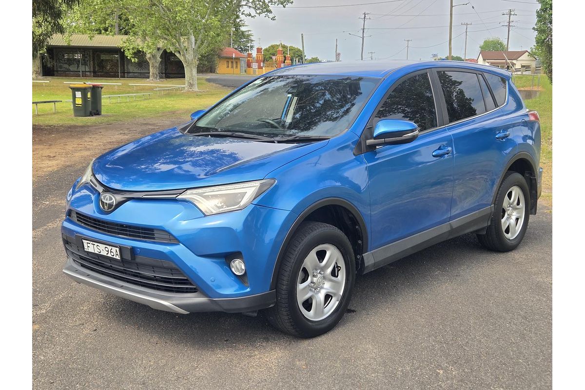 2018 Toyota RAV4 GX ASA44R